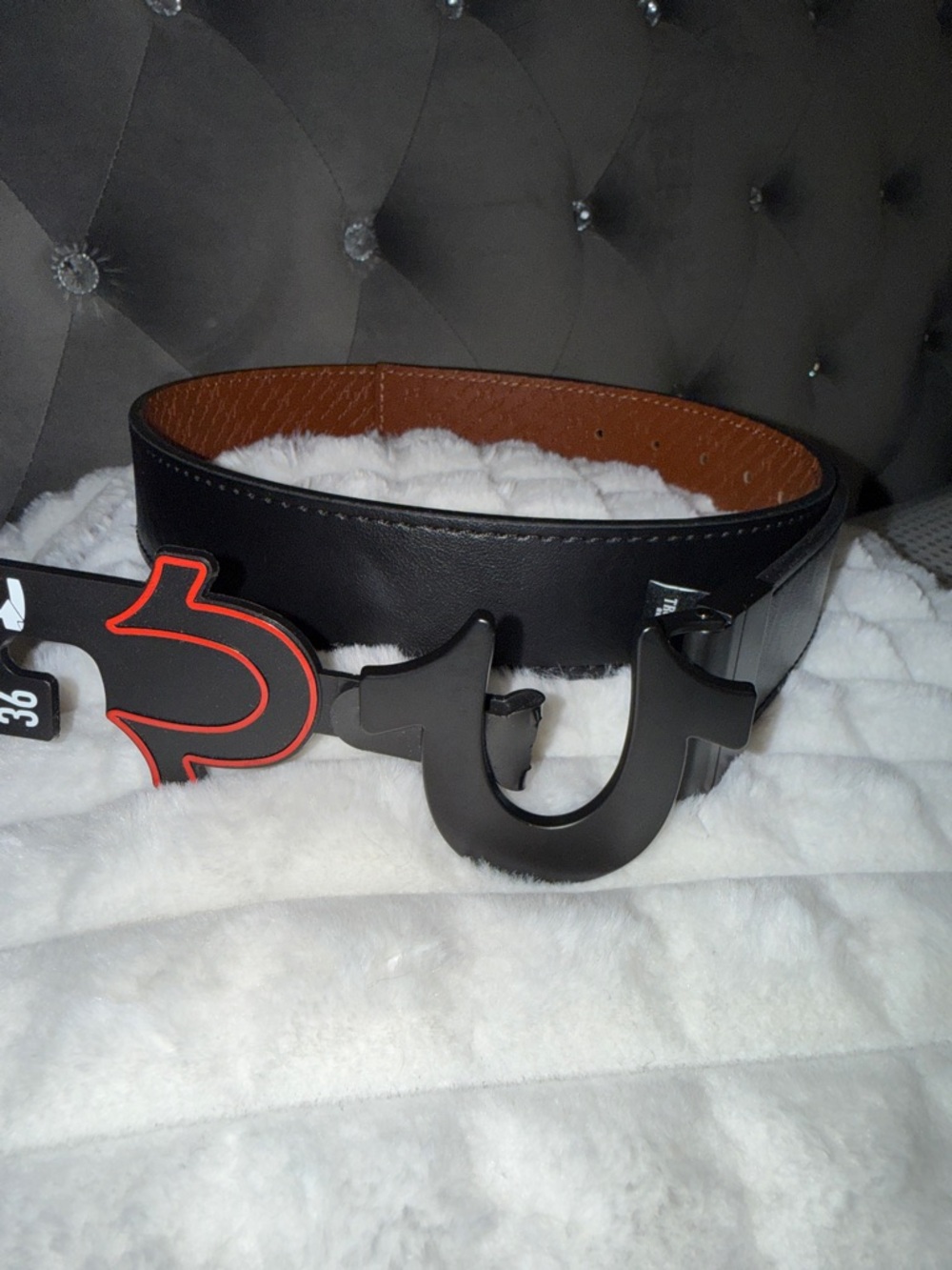 Men's TRUE RELIGION,Black Leather Belt with Signature Black Buckle LOGO! New!